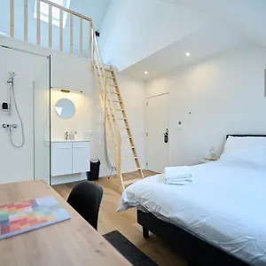 Living - , Brüssel Belgien