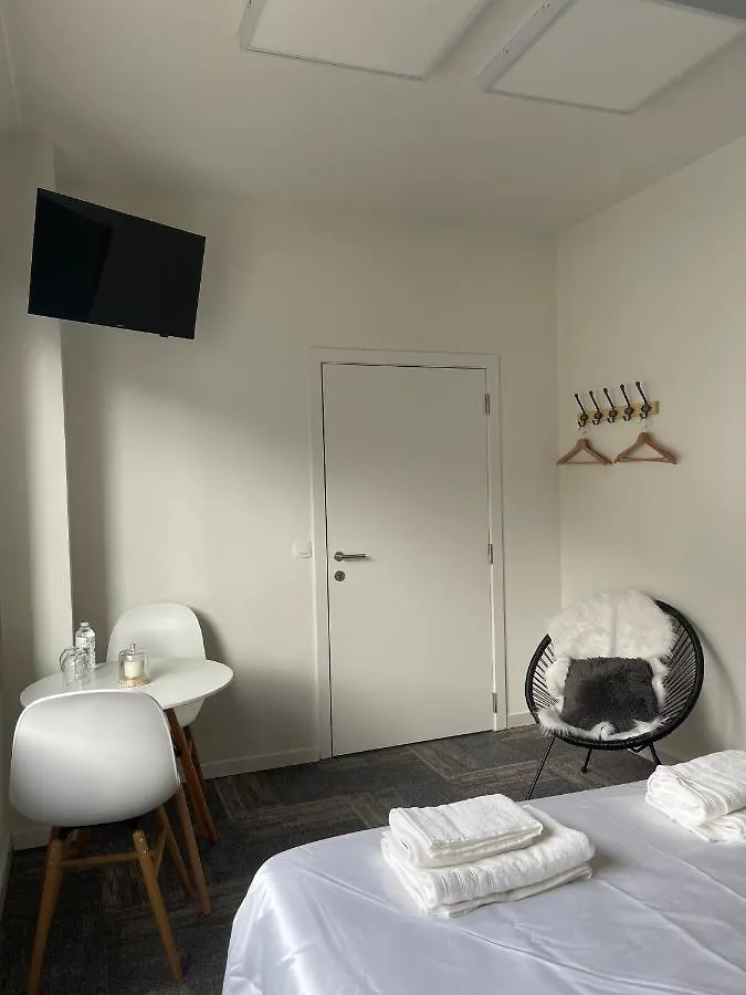 Mooie Kamer In Centrum Brugge Met Badkamer Guest house Bruges